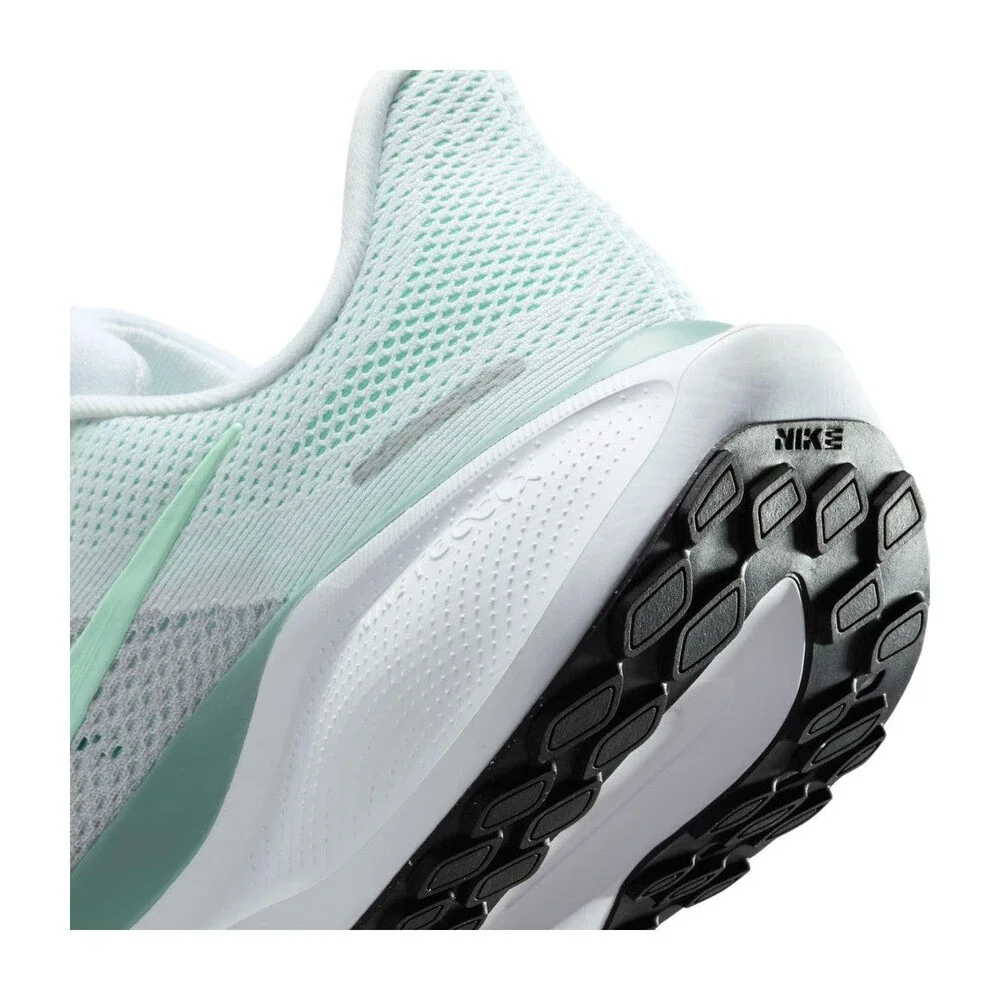 Nike women pegasus